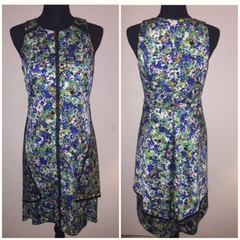 Ann Taylor Green Sleeveless Dress.